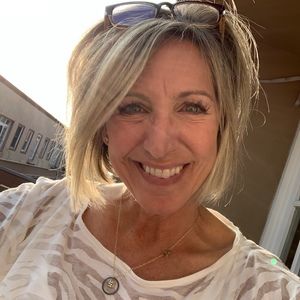 Meet your Posher, Vicki